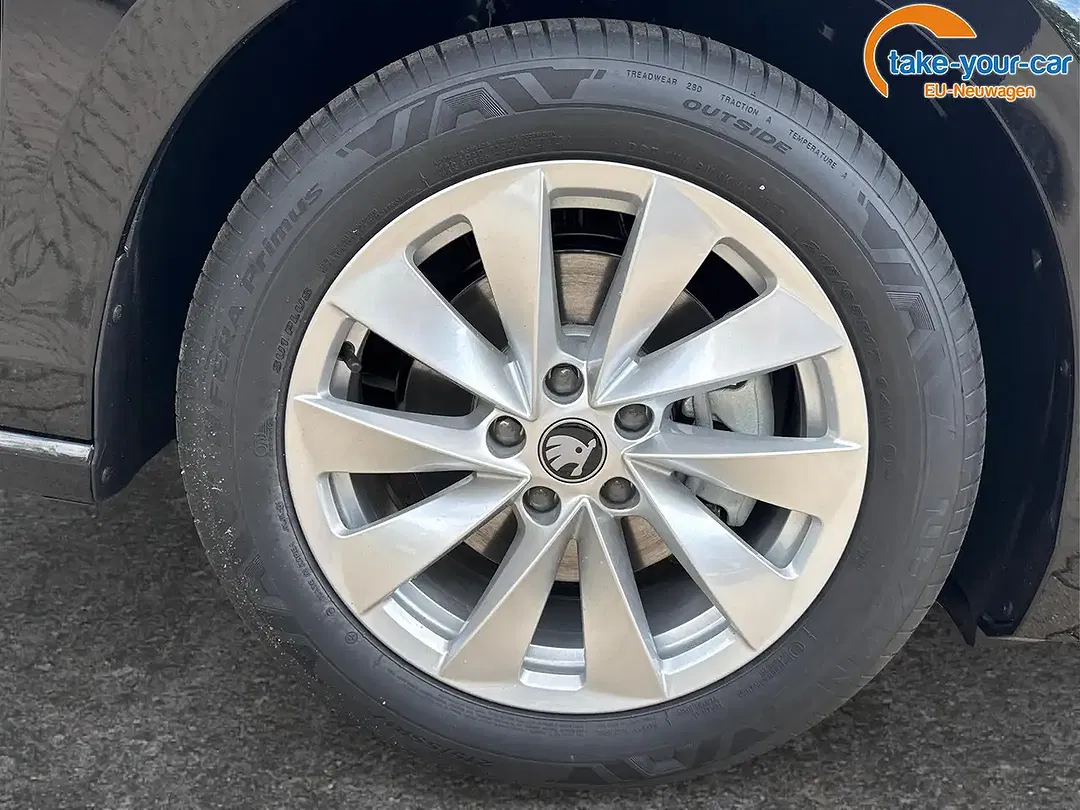 Skoda Superb - Thumbnail 10