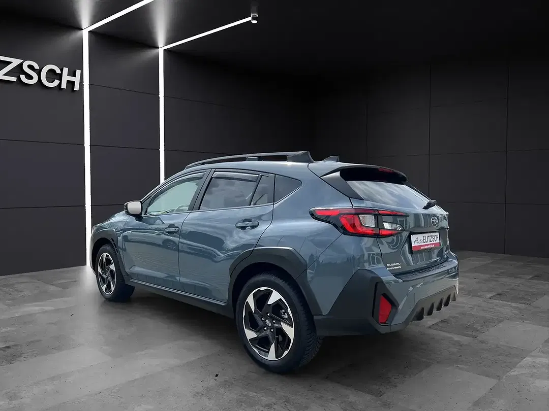 Subaru Crosstrek - Thumbnail 2
