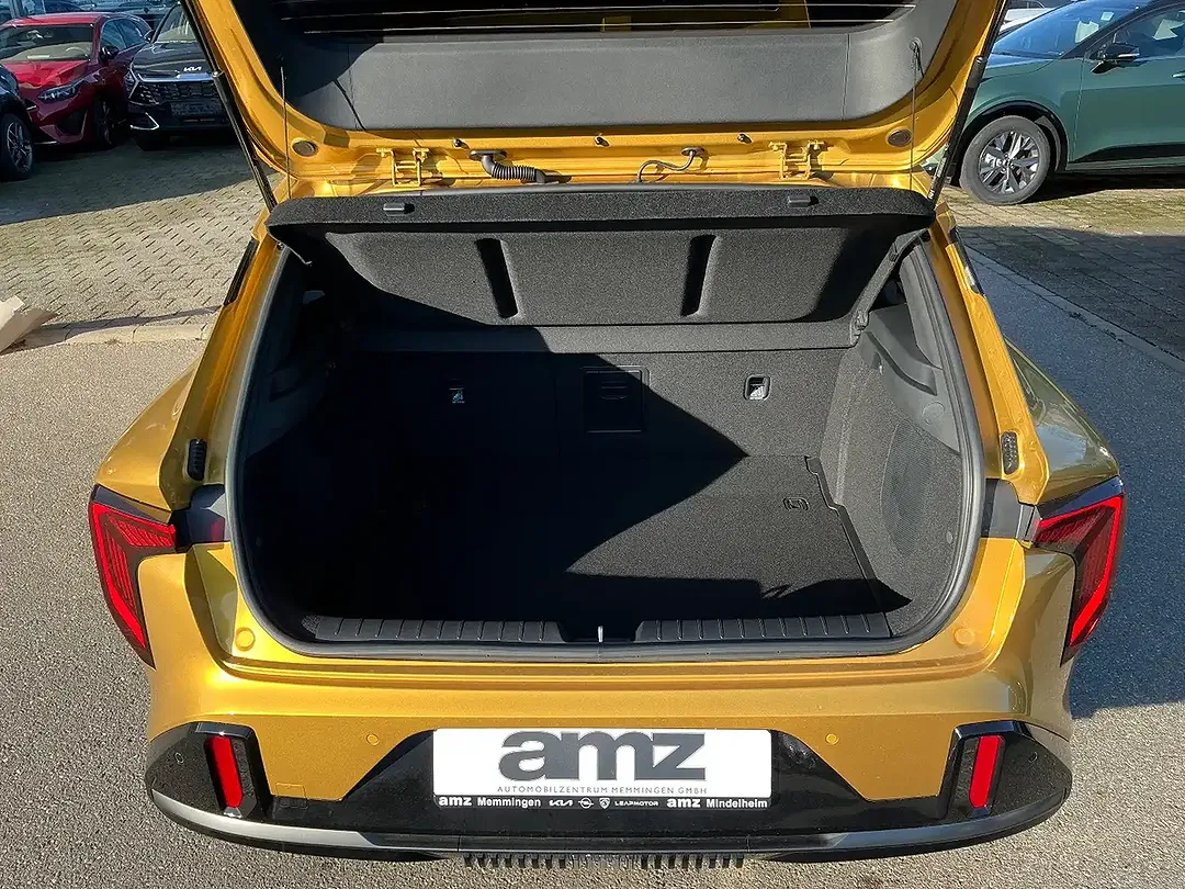 Kia K4 - Thumbnail 12