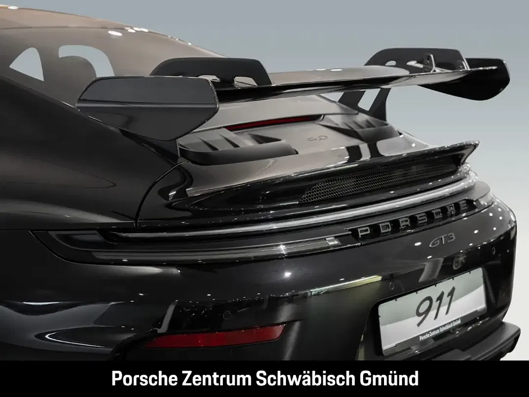 Porsche 992 - Thumbnail 13