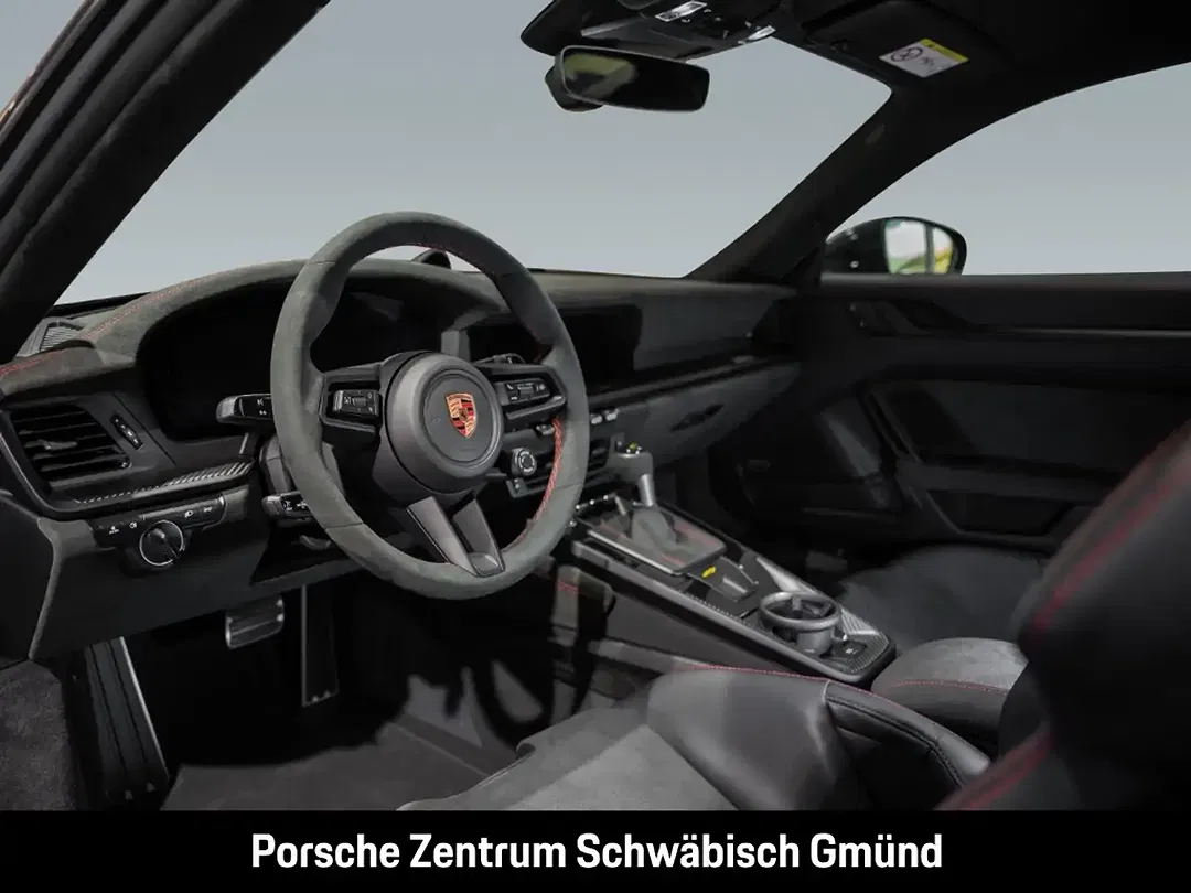 Porsche 992 - Thumbnail 5