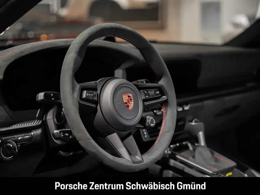 Porsche 992 - Thumbnail 7