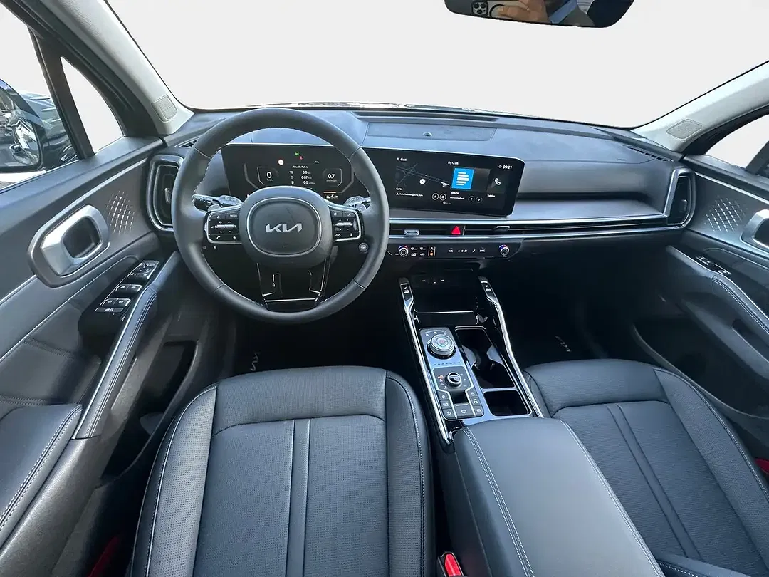 Kia Sorento - Thumbnail 9