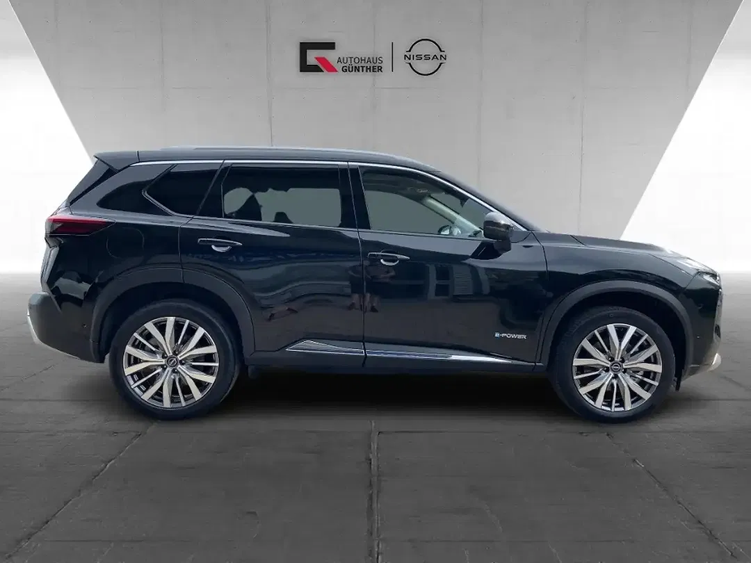 Nissan X-Trail - Thumbnail 4