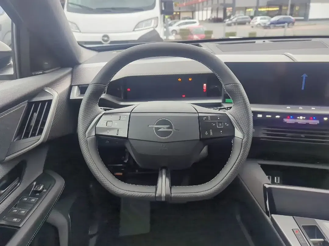 Opel Grandland - Thumbnail 9