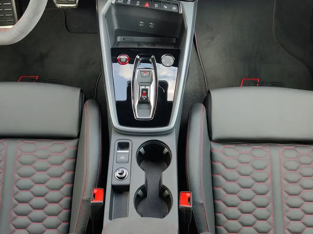 Audi RS3 - Thumbnail 6