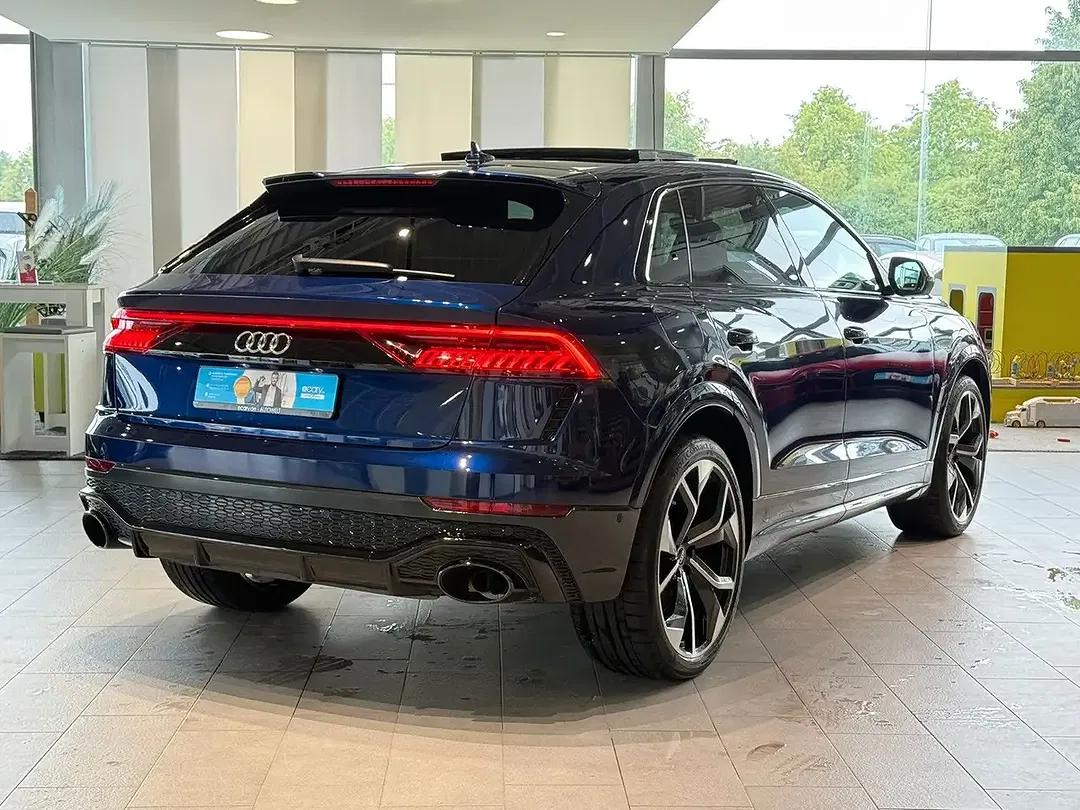 Audi RS Q8 - Thumbnail 7