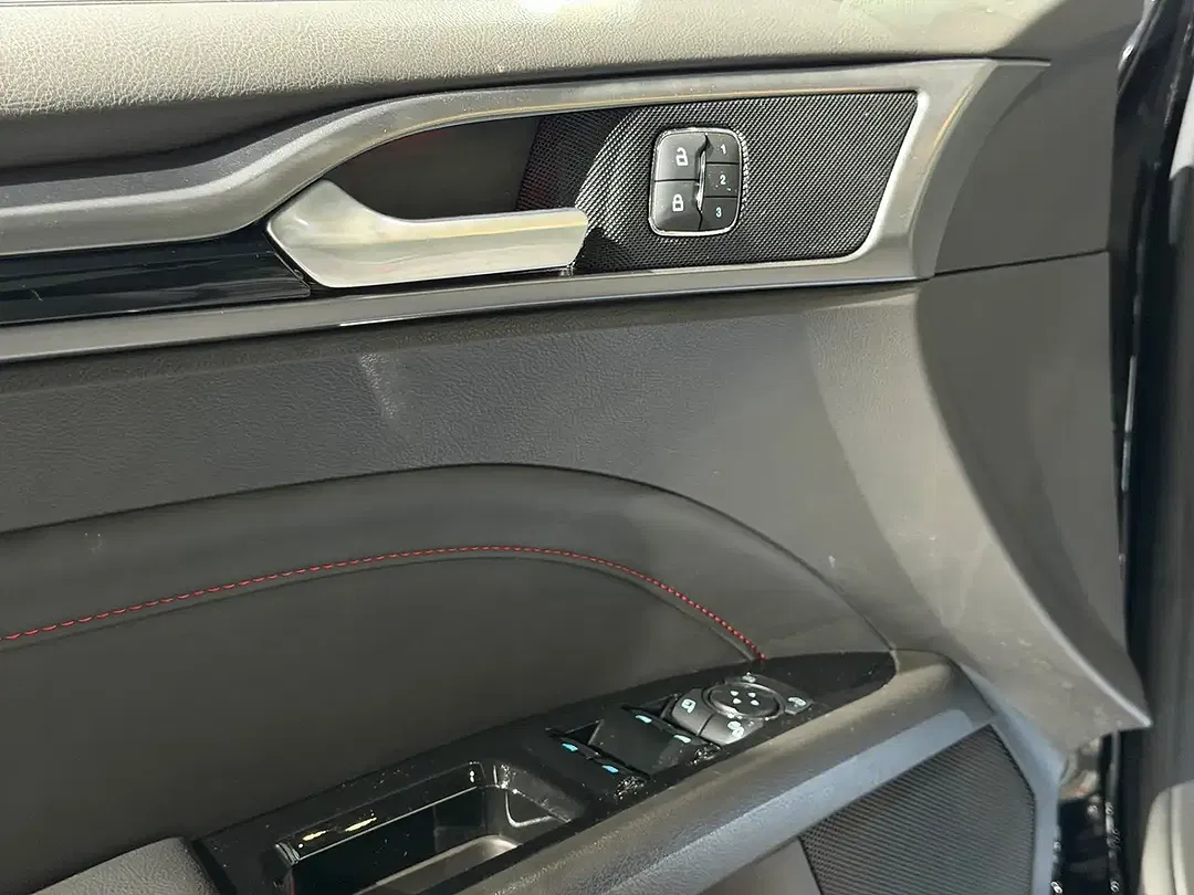 Ford Mondeo - Thumbnail 23