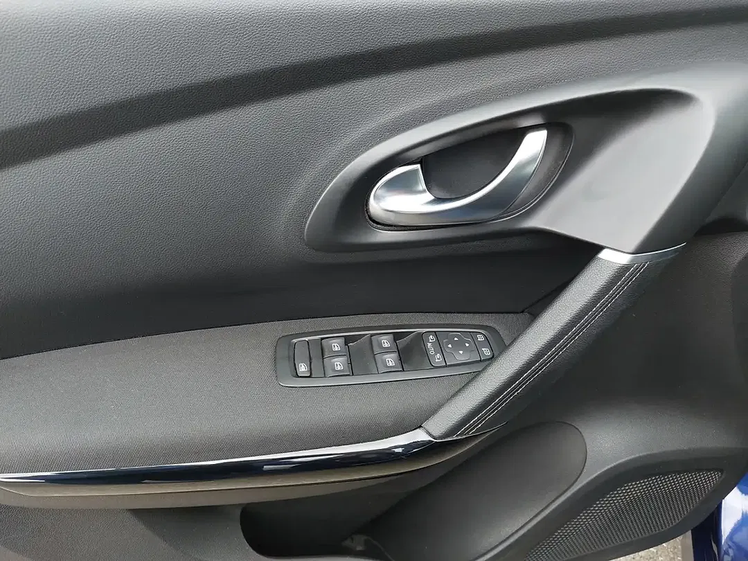 Renault Kadjar - Thumbnail 17