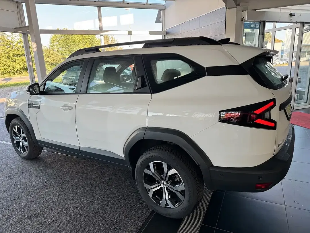 Dacia Bigster - Thumbnail 15