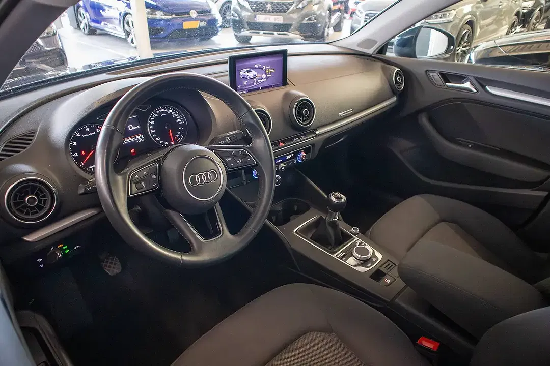 Audi A3 - Thumbnail 9