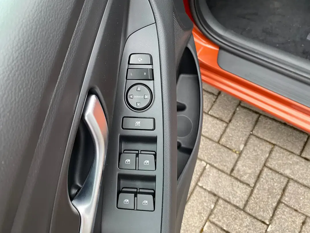 Hyundai i30 - Thumbnail 15