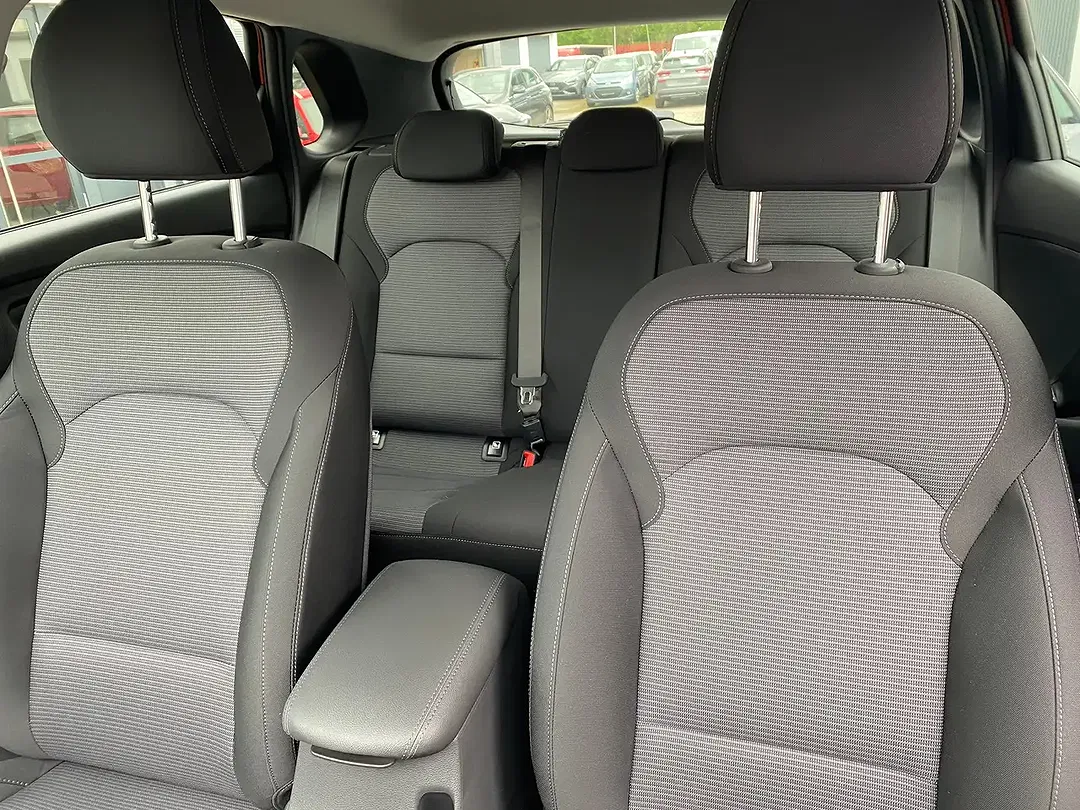 Hyundai i30 - Thumbnail 16