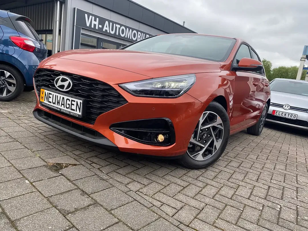 Hyundai i30 - Thumbnail 2