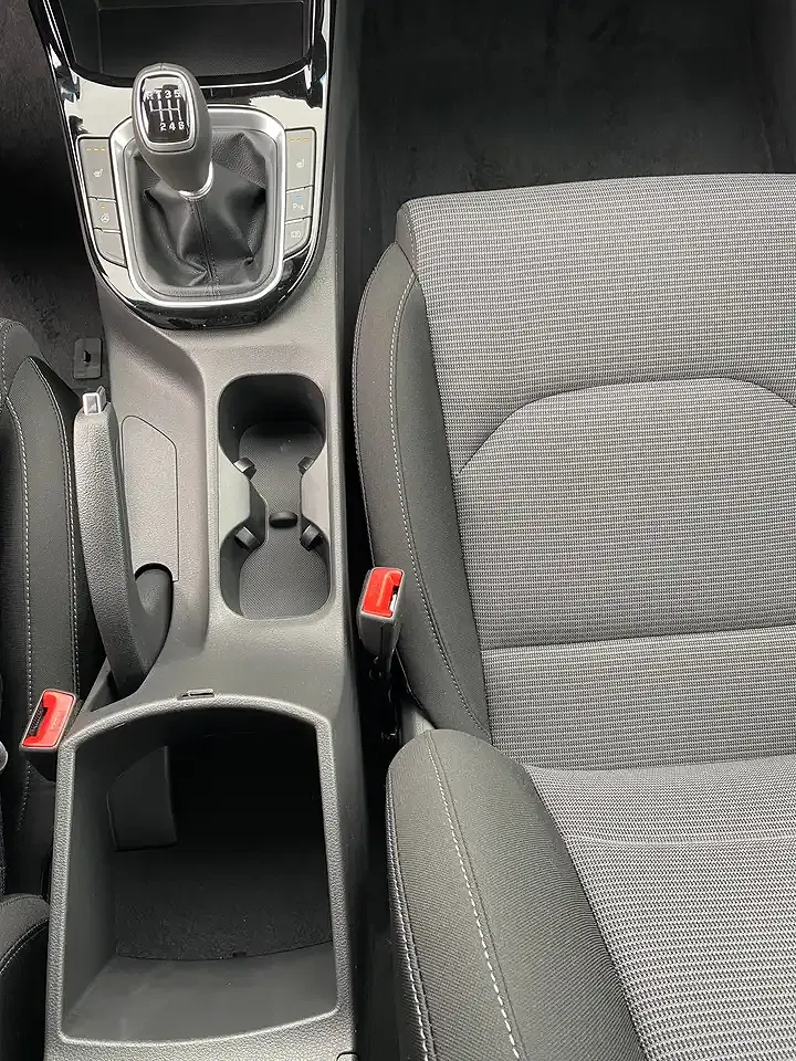 Hyundai i30 - Thumbnail 45