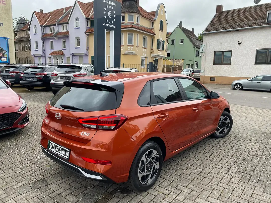Hyundai i30 - Thumbnail 9