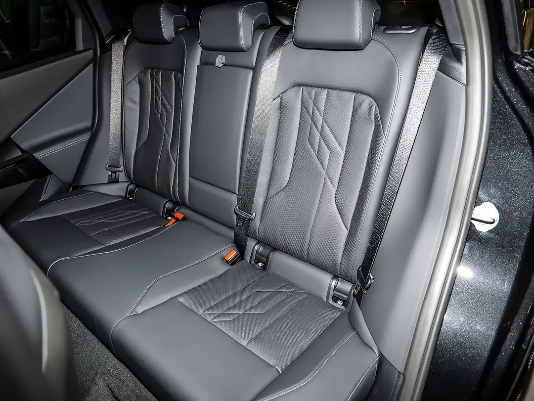 BMW X3 - Thumbnail 9