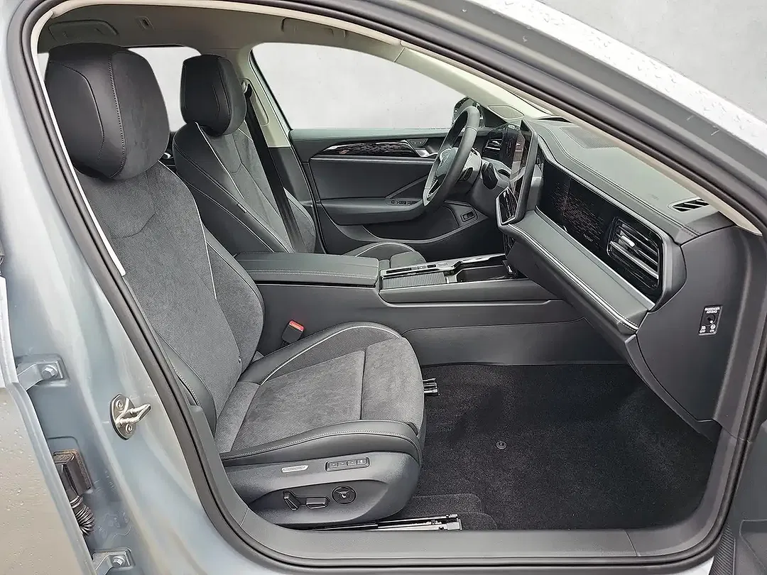 Volkswagen Passat Variant - Thumbnail 11
