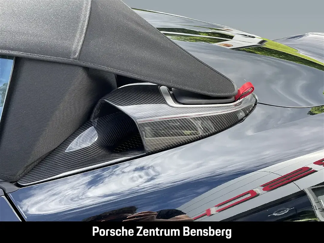 Porsche 718 Spyder - Thumbnail 14