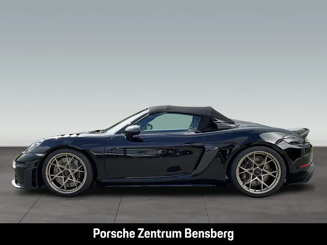 Porsche 718 Spyder - Thumbnail 2