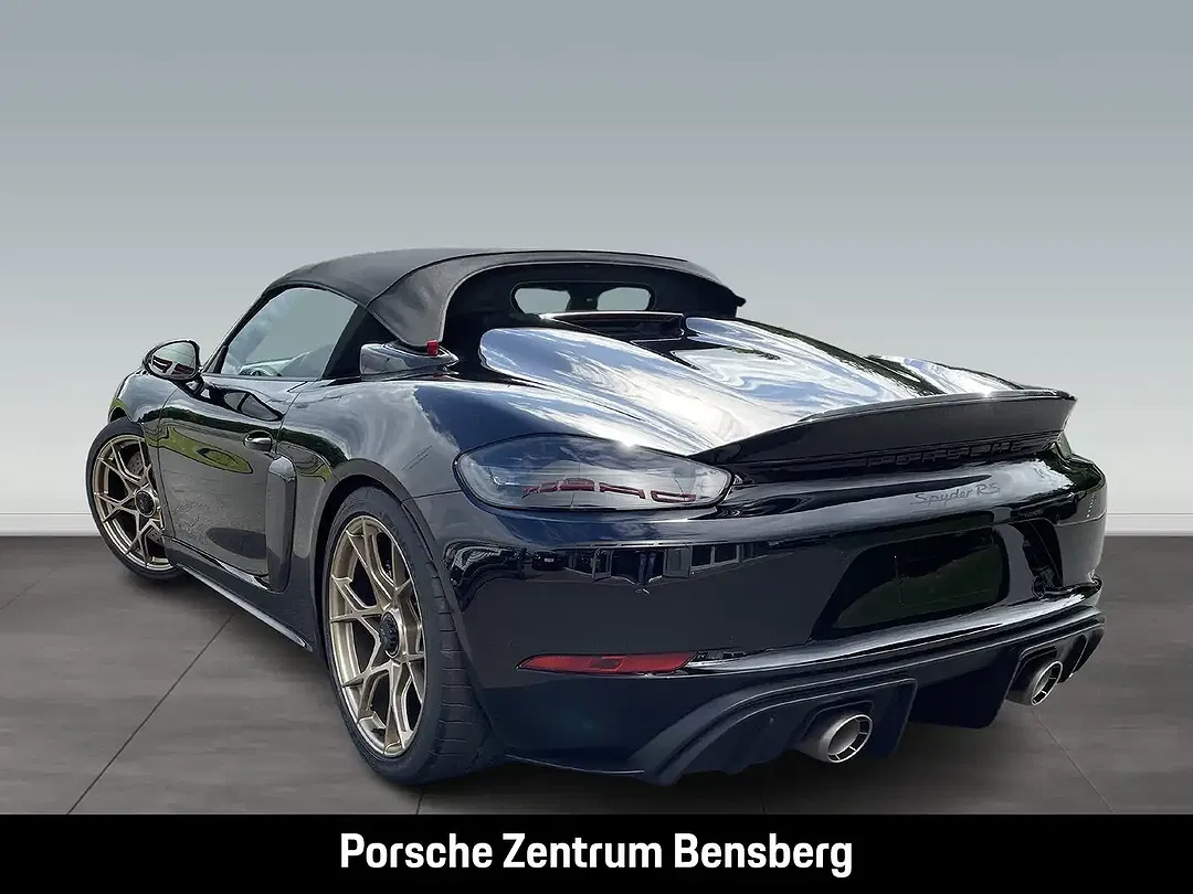 Porsche 718 Spyder - Thumbnail 3