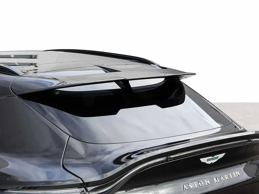 Aston Martin DBX - Thumbnail 4