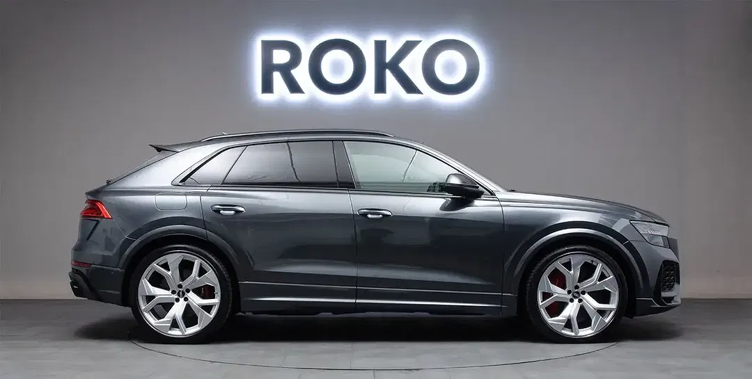 Audi RS Q8 - Thumbnail 4