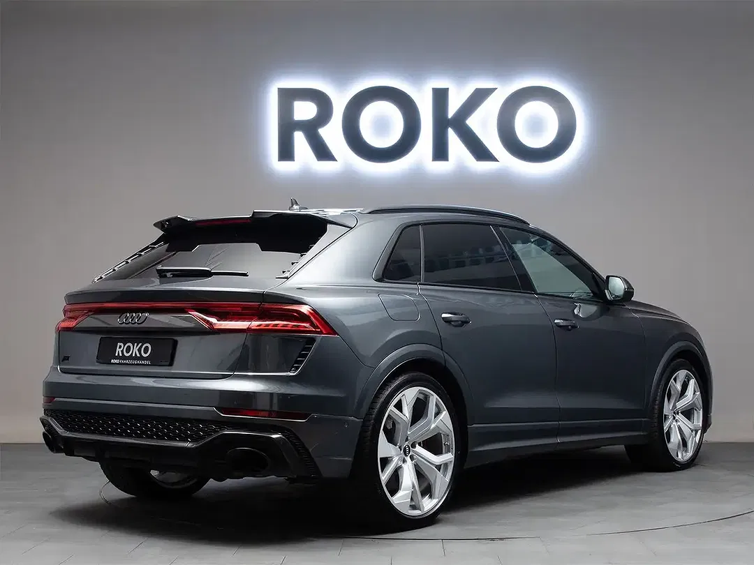 Audi RS Q8 - Thumbnail 5