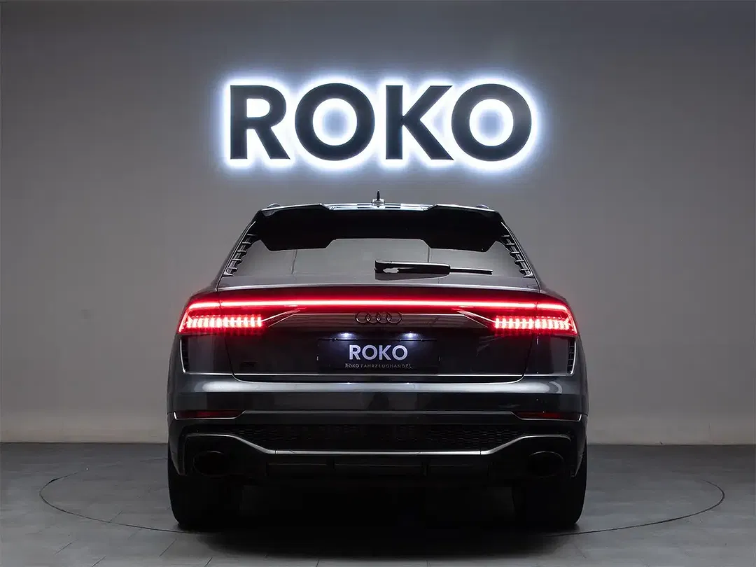 Audi RS Q8 - Thumbnail 6