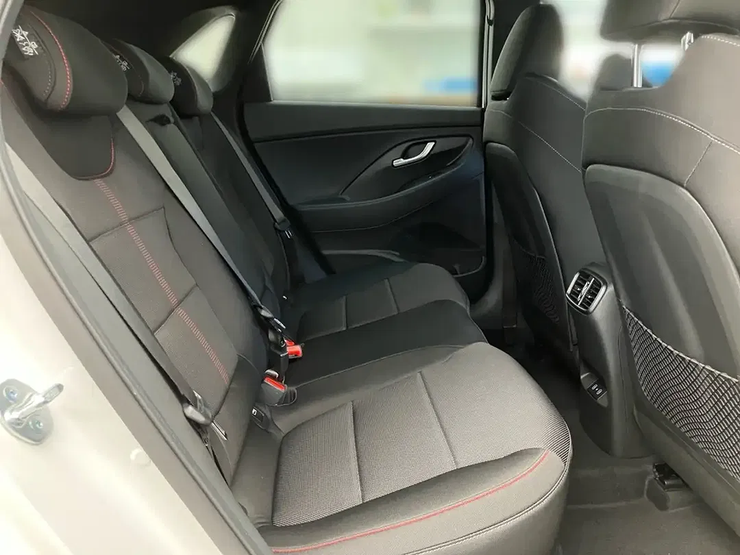 Hyundai i30 - Thumbnail 13