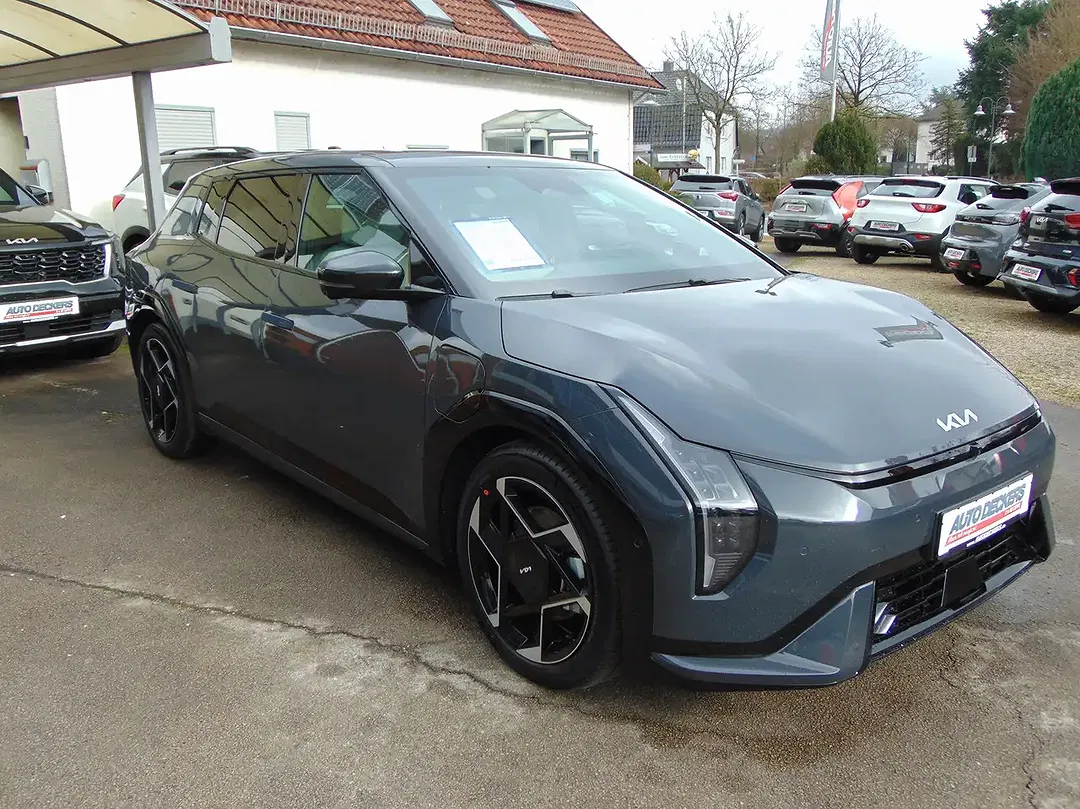 Kia EV4 - Thumbnail 7