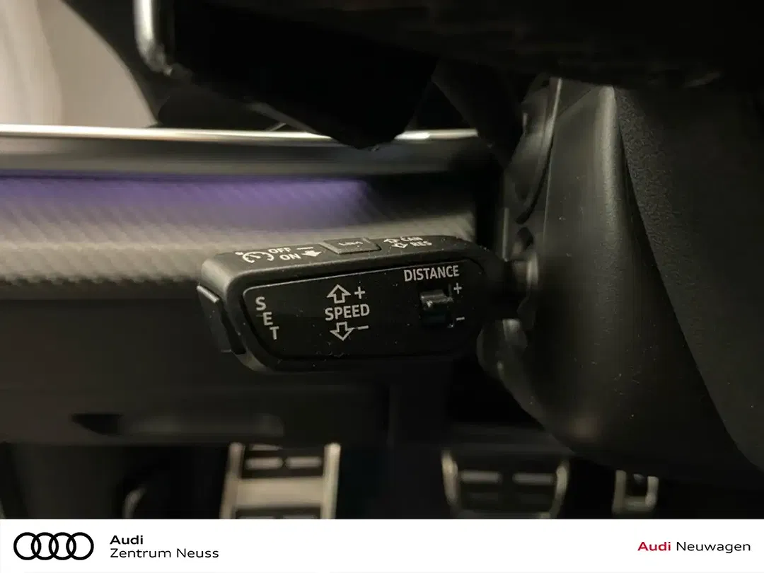 Audi RS Q8 - Thumbnail 15