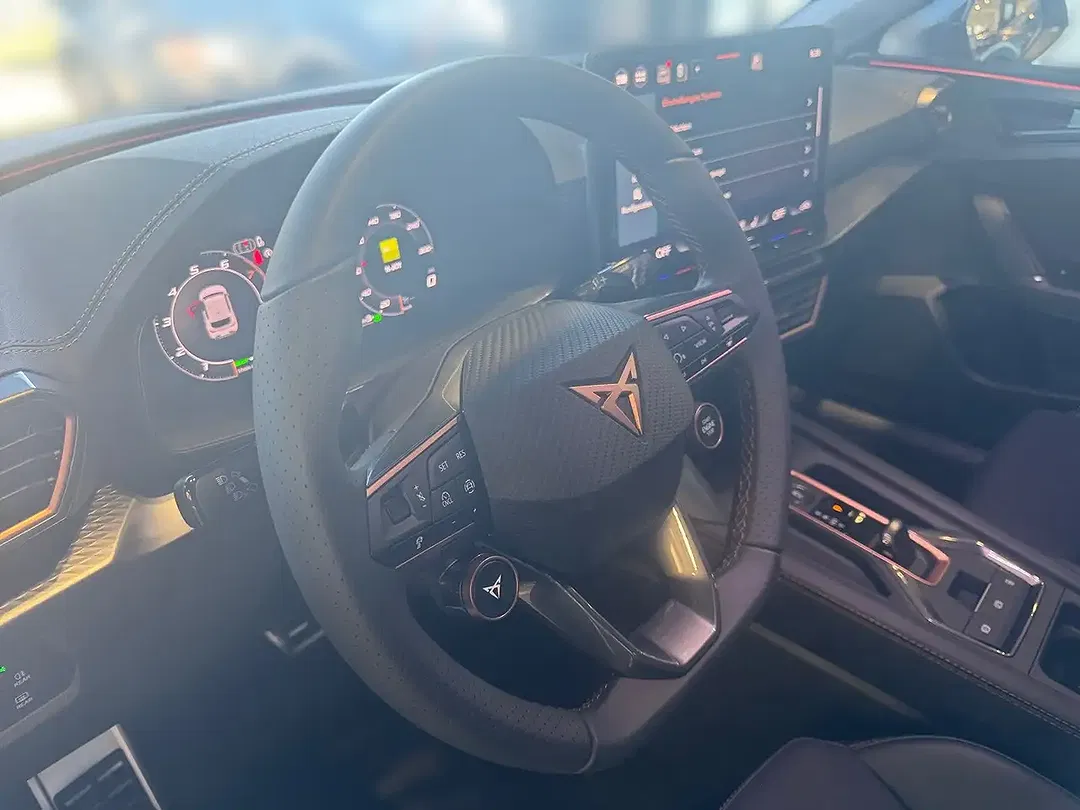 CUPRA Leon - Thumbnail 8