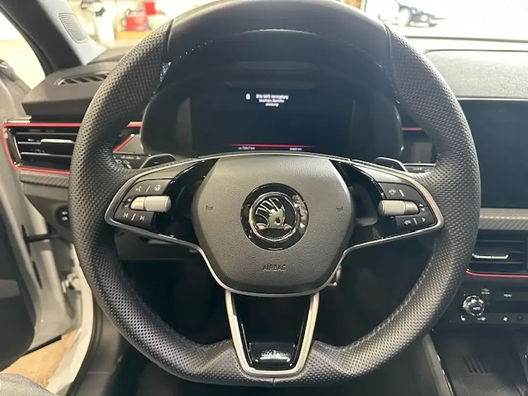 Skoda Scala - Thumbnail 14