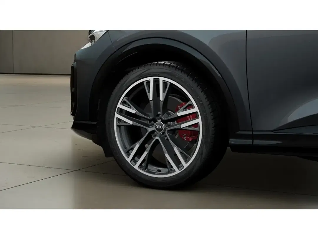 Audi Q5 - Thumbnail 4
