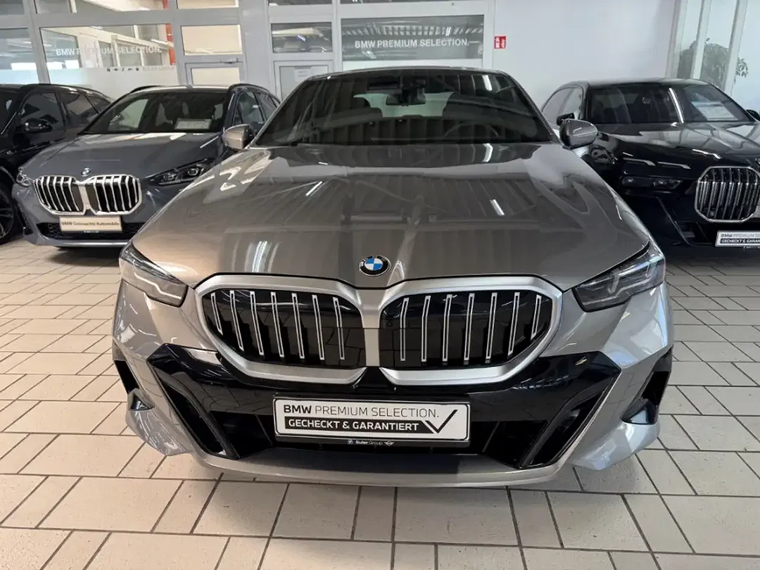 BMW 540 - Thumbnail 2