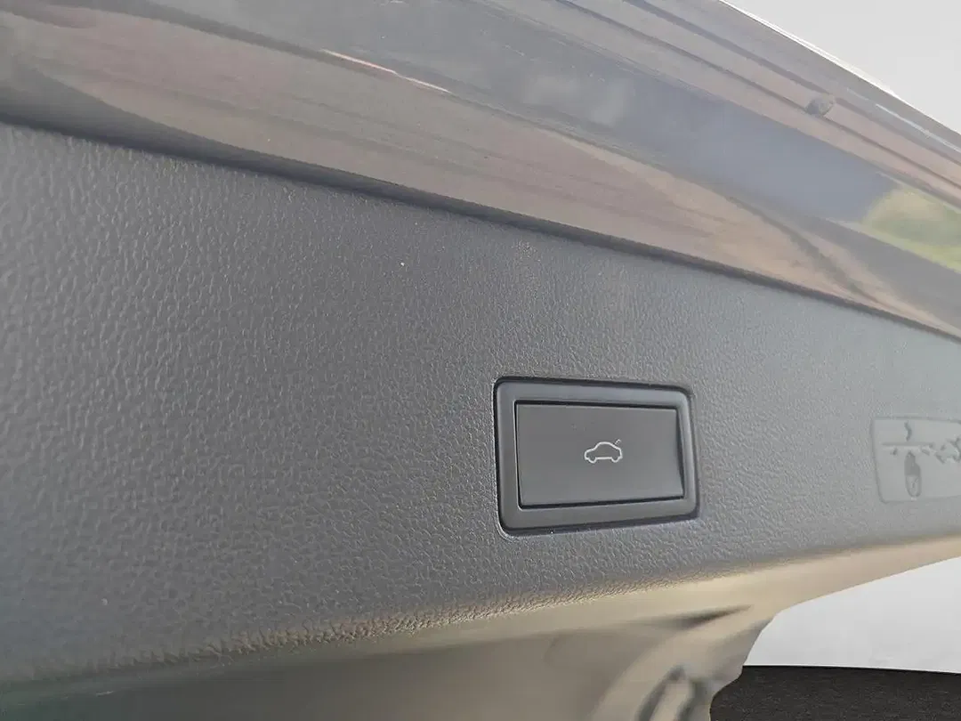 Volkswagen Golf Variant - Thumbnail 12