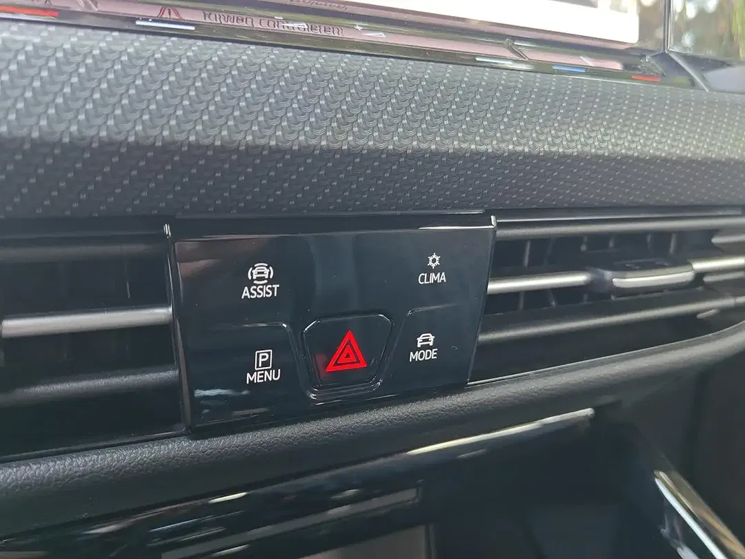 Volkswagen Golf Variant - Thumbnail 6