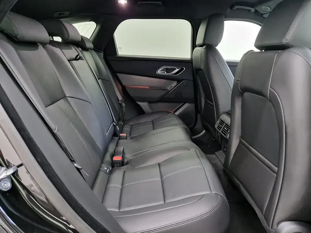 Land Rover Range Rover Velar - Thumbnail 12