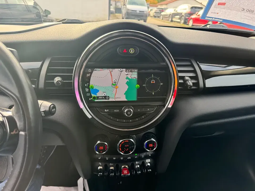 MINI Cooper - Thumbnail 12