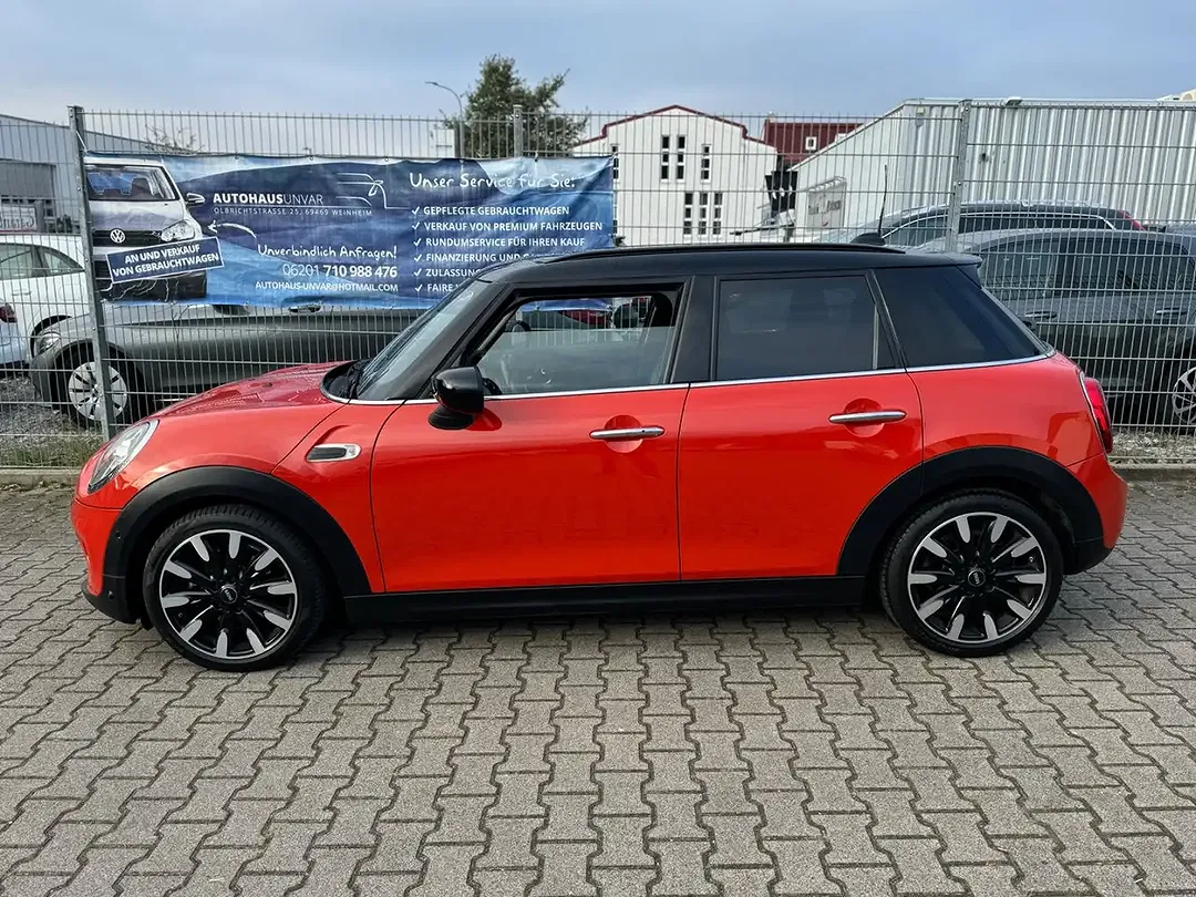 MINI Cooper - Thumbnail 4