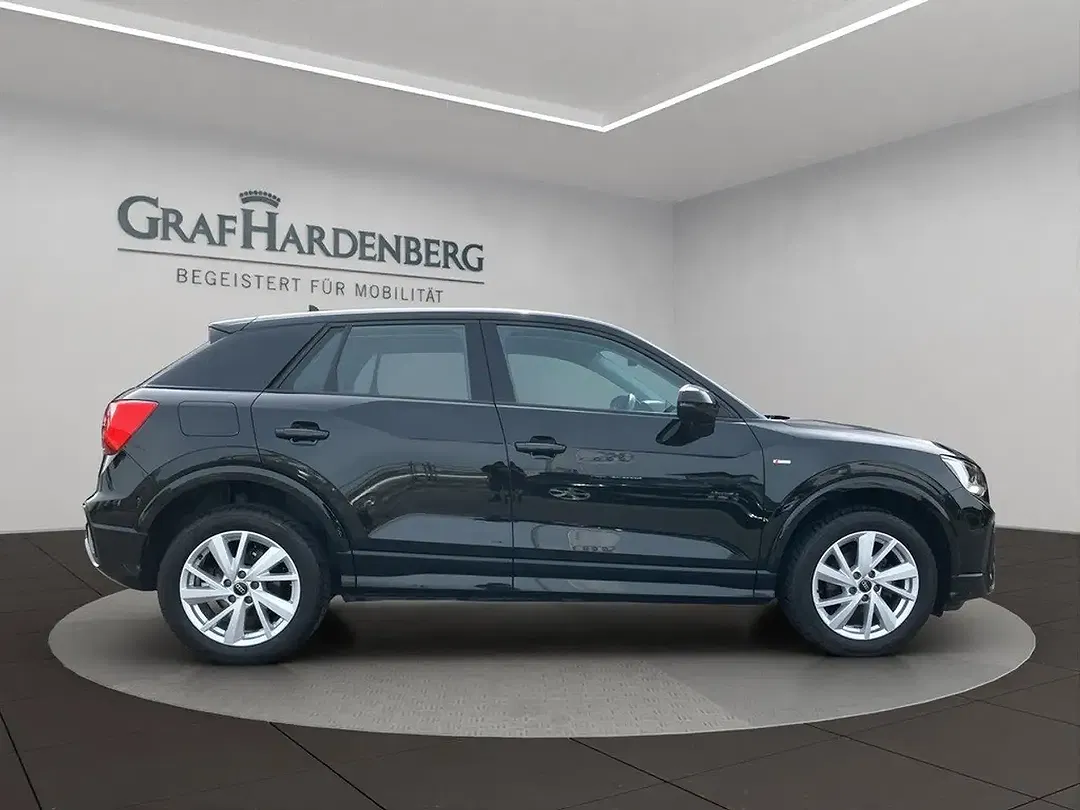 Audi Q2 - Thumbnail 7