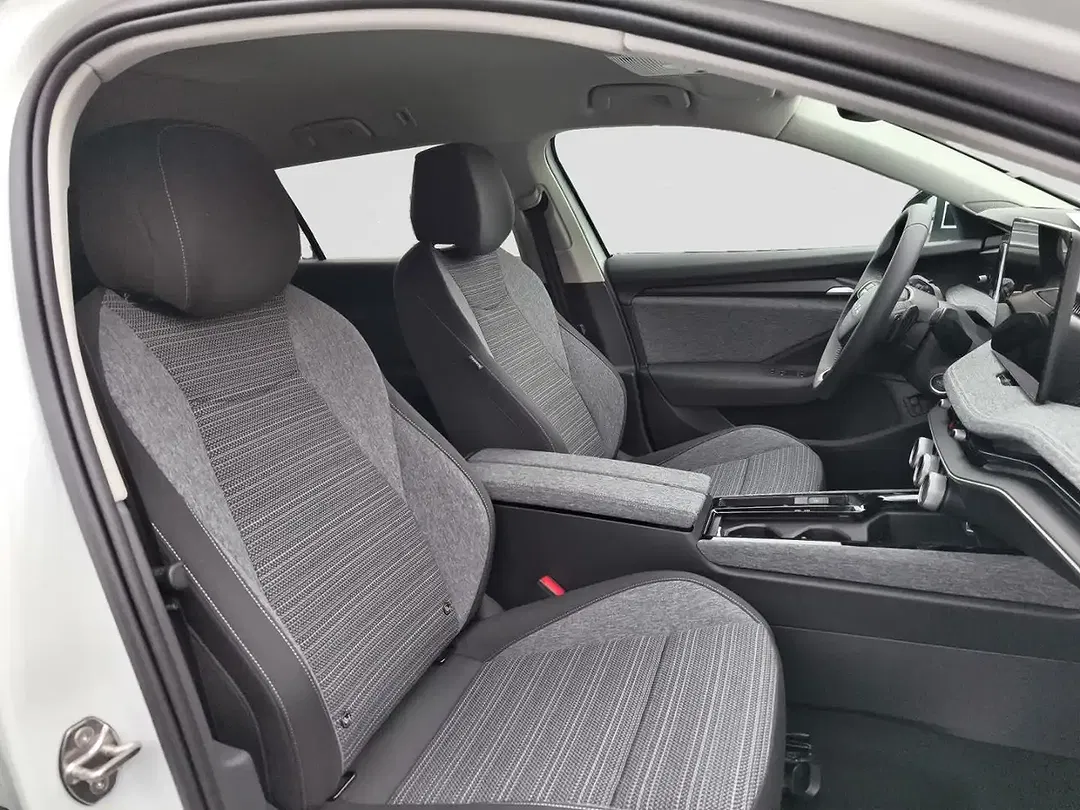 Skoda Superb - Thumbnail 15