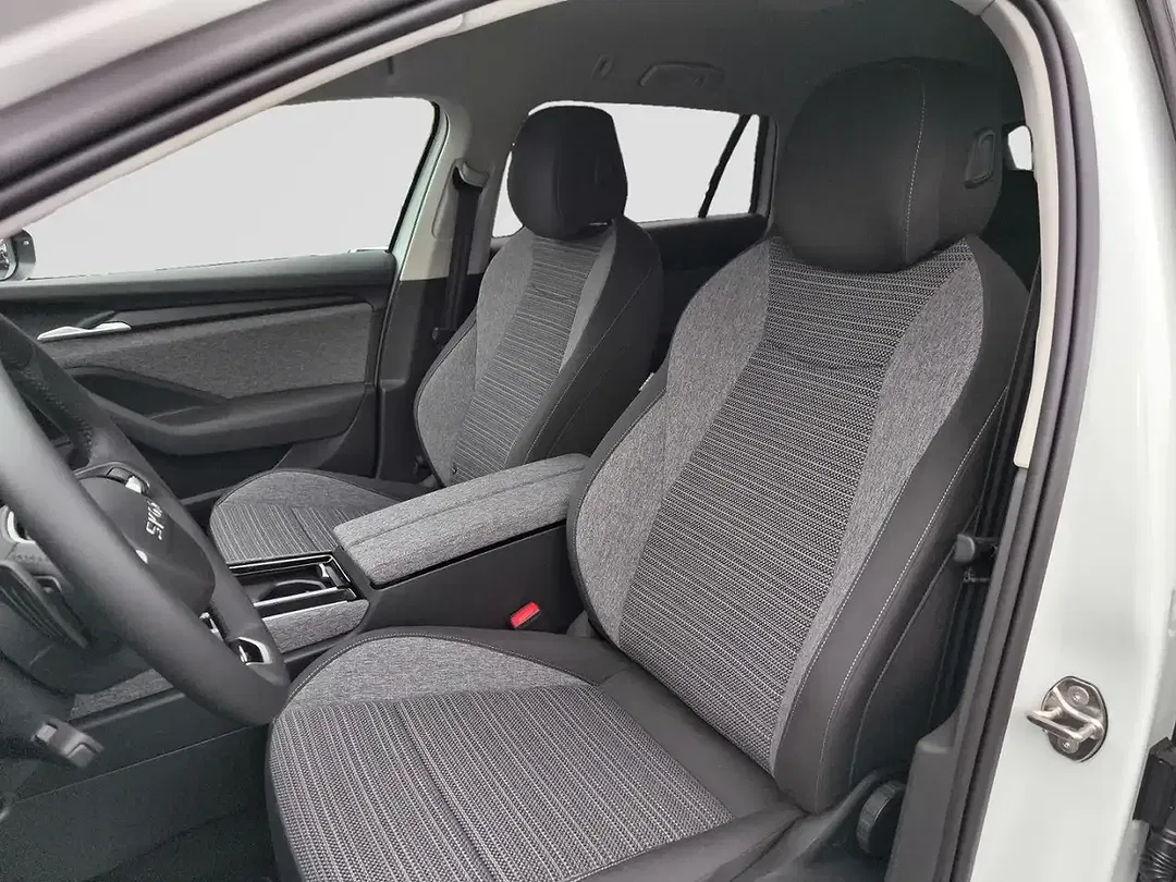 Skoda Superb - Thumbnail 9