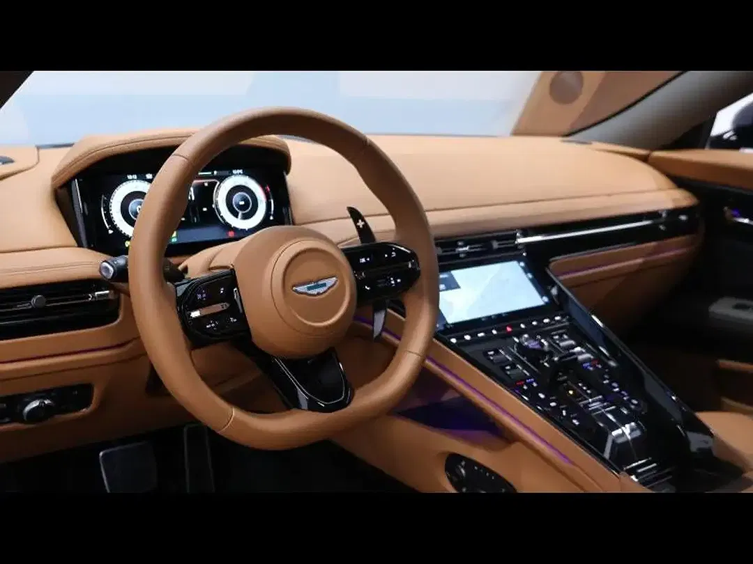 Aston Martin DB12 - Thumbnail 14