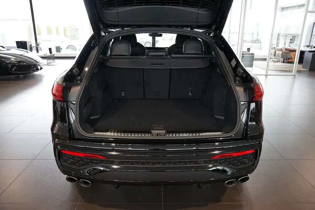Audi SQ5 - Thumbnail 6