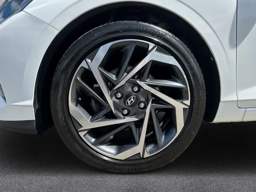 Hyundai i20 - Thumbnail 11