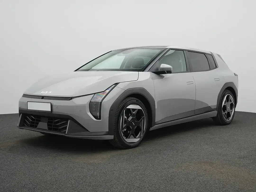 Kia EV4 - Thumbnail 2