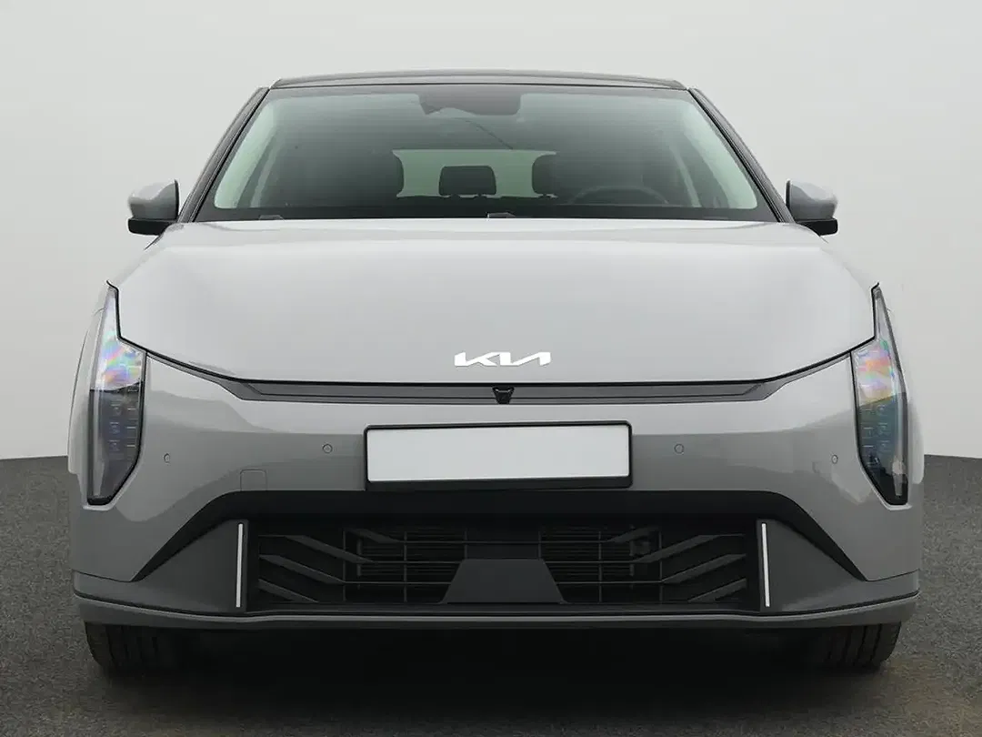 Kia EV4 - Thumbnail 1