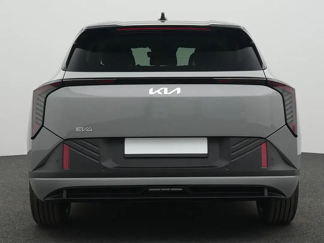Kia EV4 - Thumbnail 3